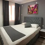 Bed & Breakfast Hotelamsterdam Kuşadası